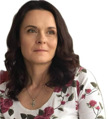 Reference na kurz angličtiny jazykové školy Top English, lektorky Ivany Bártkové. Helena Marková říká: Vynikající lektorka, perfektně připravené lekce, vysoká znalost anglického jazyka na úrovni rodilého mluvčího, dokáže rozmluvit opravdu každého, a to s neskutečnou trpělivostí. Dlouho jsem měla hrůzu z používání angličtiny v praxi a díky Ivce zvládám dokonce i pracovní jednání i psanou korespondenci v angličtině. Konečně jsem našla osobu, která mě nejen rozmluvila, ale do angličtiny jsem se úplně zamilovala a konečně se posouvám dopředu.