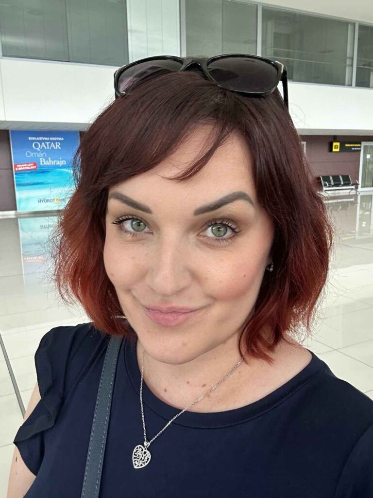 Iva bartkova 4 airport